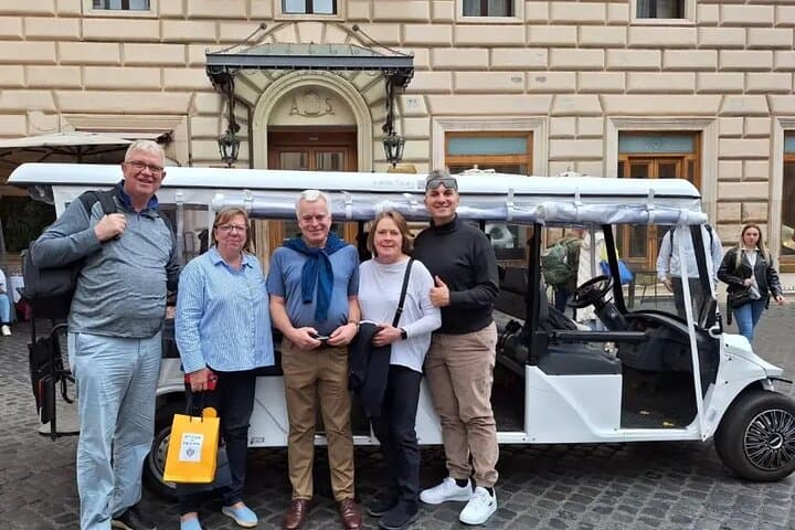 Private Half-Day Rome Golf Cart & eFiat Tour — Pantheon, Trevi, Spanish Steps photo 2