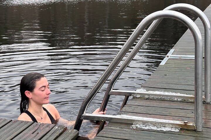 Ice Bathing and Sauna Near Stockholm: Traditional Swedish Cold Therapy photo 3