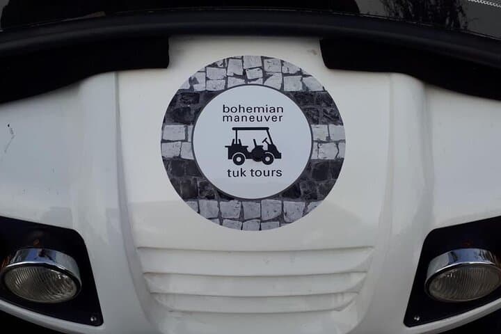 Lisbon by Electric Tuk‑Tuk: 4‑Hour Private Bohemian City Circuit photo 4