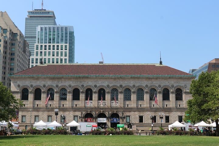 full-day-boston-tour-from-new-york-freedom-trail-harvard-quincy-market
