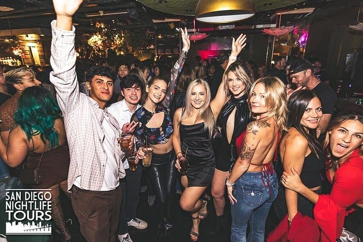 San Diego Drink, Mingle & Dance: 4-Club Night Tour in the Gaslamp photo 2