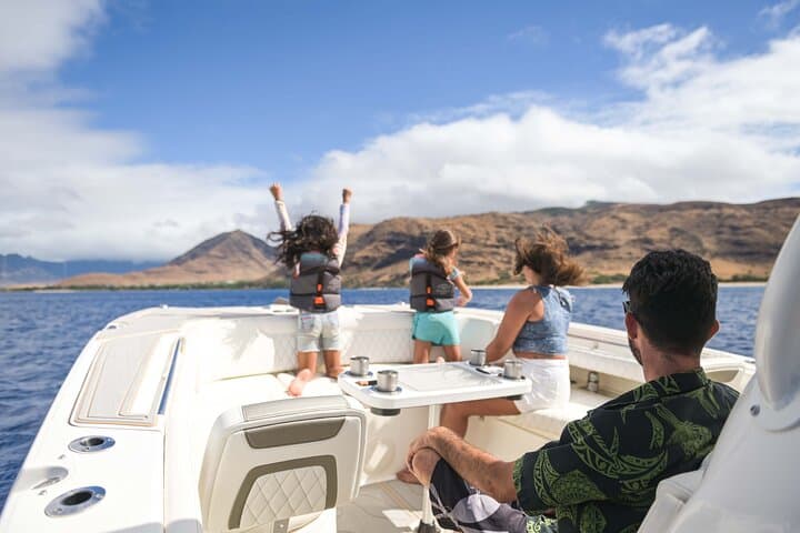 Private Whale Watching from Oahu — Ko Olina Small-Boat Humpback Tour photo 2
