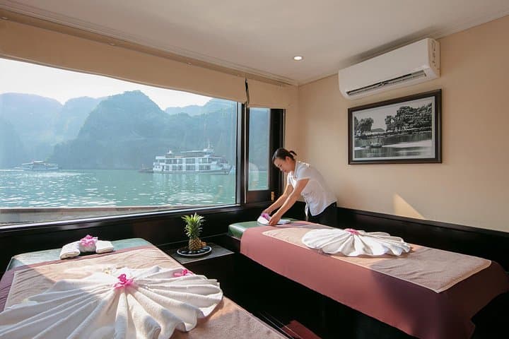 3-Day Halong Bay Cruise from Hanoi — Kayaking, Caves & Island Beaches photo 4