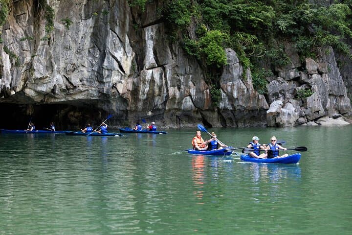 3-Day Maya Cruise: Hanoi to Halong Bay Luxury Cruise & Kayaking Adventure