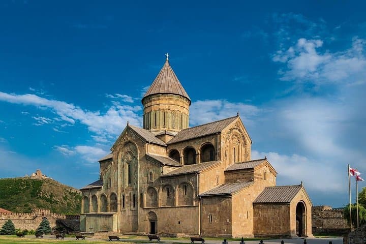 2-Day Kazbegi Caucasus Adventure: Gergeti Trinity, Ananuri & Gudauri photo 4