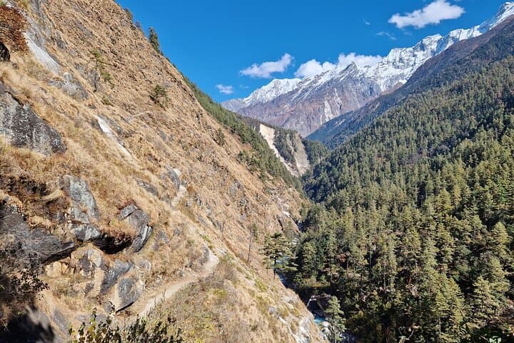 Manaslu Circuit Trek: 17-Day Classic Himalayan Loop from Kathmandu photo 5