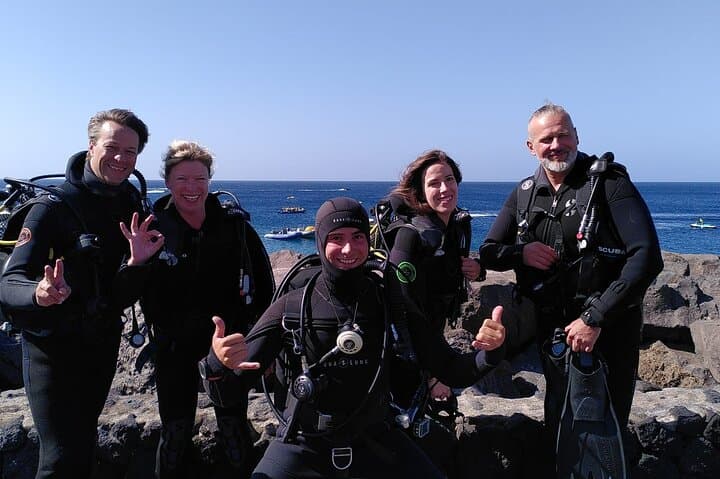 Shore Scuba Diving at Playa Chica, Lanzarote — Certified Diver Excursions photo 6