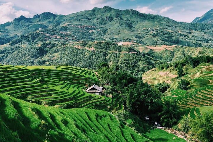2-Day Sa Pa Trek from Hanoi: Homestay, Muong Hoa Valley & H'mong Trails photo 3