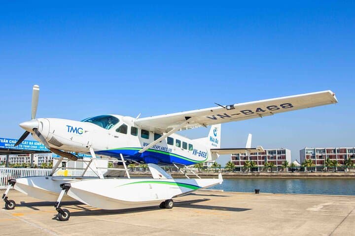 Halong Bay Seaplane & Luxury Overnight Cruise — 2-Day Lan Ha Bay Experience