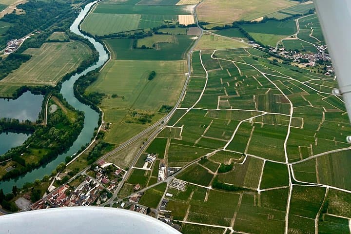 Champagne Safari: Defender Vineyard Route, Aerial Flight & Tasting near Reims photo 4