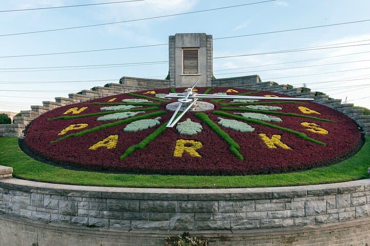 Niagara Falls Winter Tour: Guided 3-Hour Journey Behind the Falls & Butterfly Conservatory photo 6