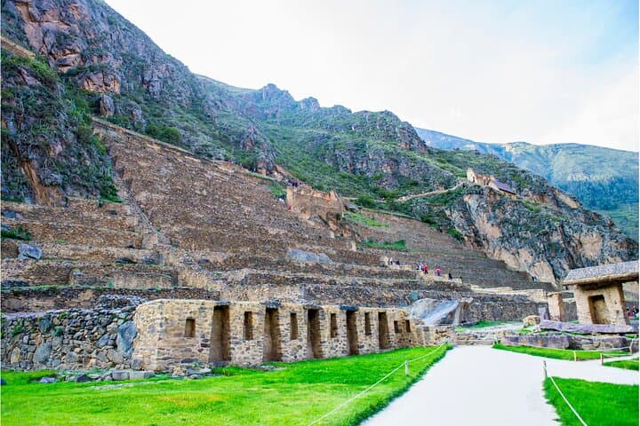 Sacred Valley and Machu Picchu: 2-Day Private Train Tour from Cusco photo 4