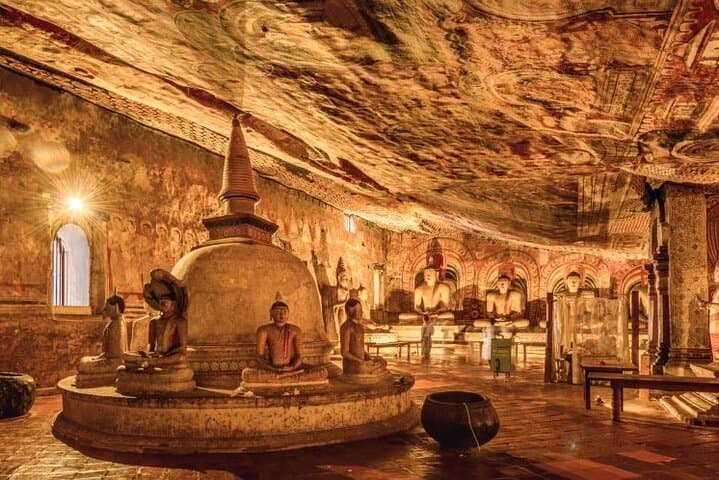 Sigiriya and Dambulla Day Trip from Passikudah: Climb Lion Rock & Explore Cave Temples in One Day photo 6