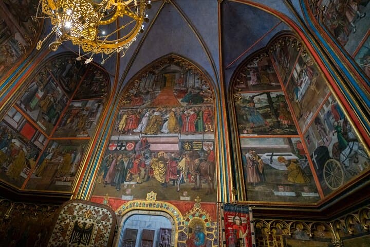 Private Prague Castle Interior Tour — VIP Access to St. Vitus and the Royal Chambers photo 6
