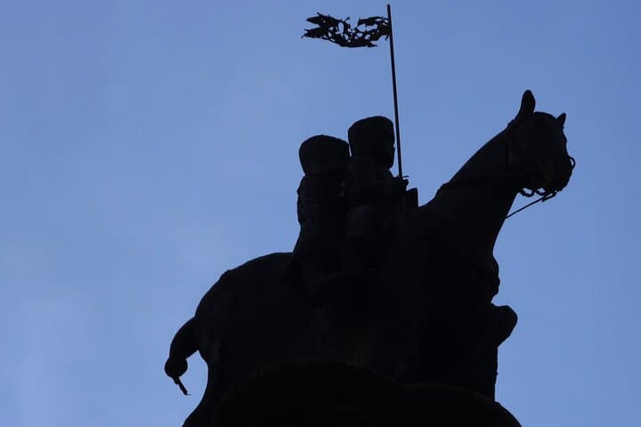 GrailTrail: Quest for the Holy Grail — Self-Guided London Walk photo 5