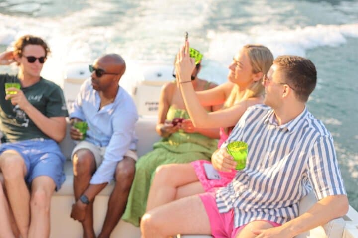Private Luxury Open-Bar Boat Tour on Lake Como from Argegno photo 5