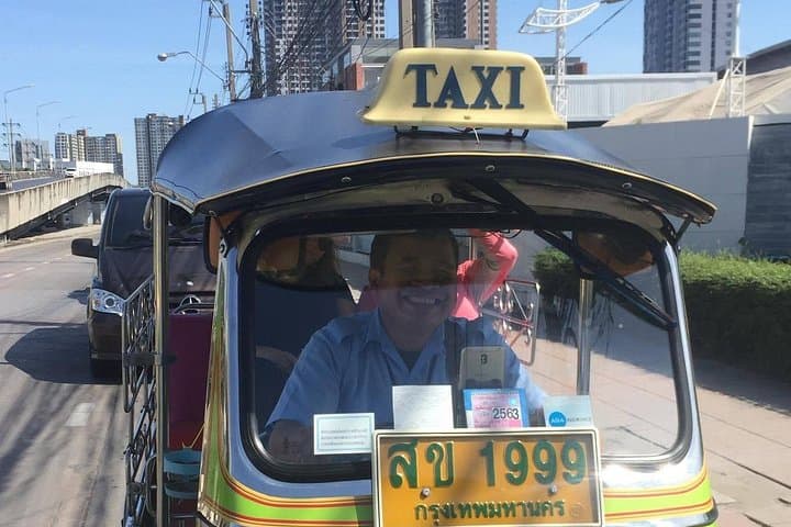 Bangkok Tuk-Tuk Temples & Markets: Private Half-Day Cultural Tour photo 2