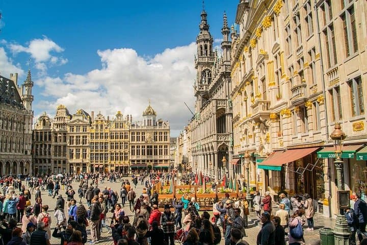Brussels Walking Tour with Belgian Tasting — Eat, Pray, Love in the Historic Center photo 5