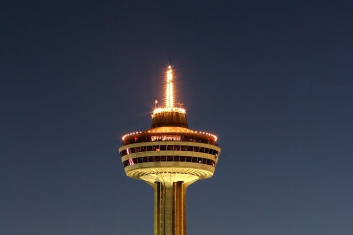 Niagara Falls Night Tour: Best of USA & Canada with Skylon Tower Views photo 1