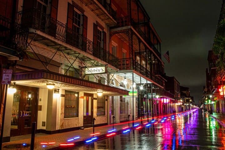 Murder by Jackson Square: Self-Guided Interactive Scavenger Hunt in New Orleans