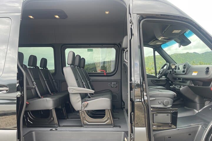 Customize Your Day: 8-Hour Private Charter Across Oahu photo 3