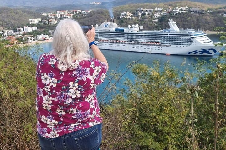 Huatulco City Tour: Mezcal, Markets & Scenic Viewpoints photo 6