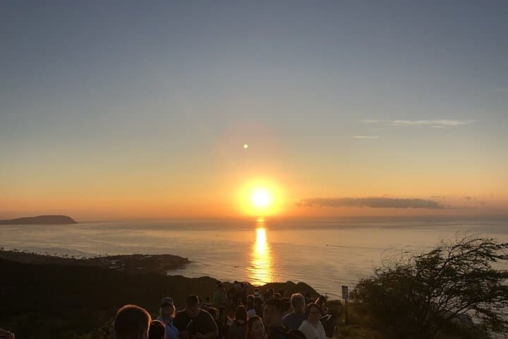 Diamond Head Summit Hike from Waikiki with Roundtrip Transport photo 2