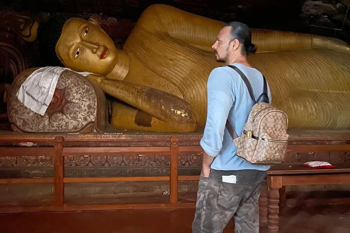 Sigiriya and Dambulla Day Trip from Trincomalee: Climb Lion Rock & Dambulla Cave Temple photo 6