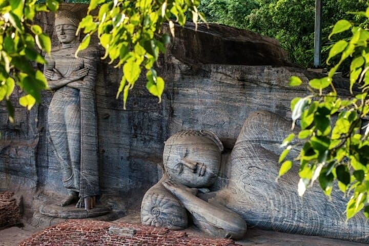 Sigiriya & Polonnaruwa Day Trip from Pasikuda: Rock Fortress, Royalties and Village Lunch photo 4