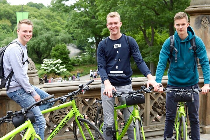Explore Central Park at Your Own Pace: Self-Guided Bike & Walking Tour App
