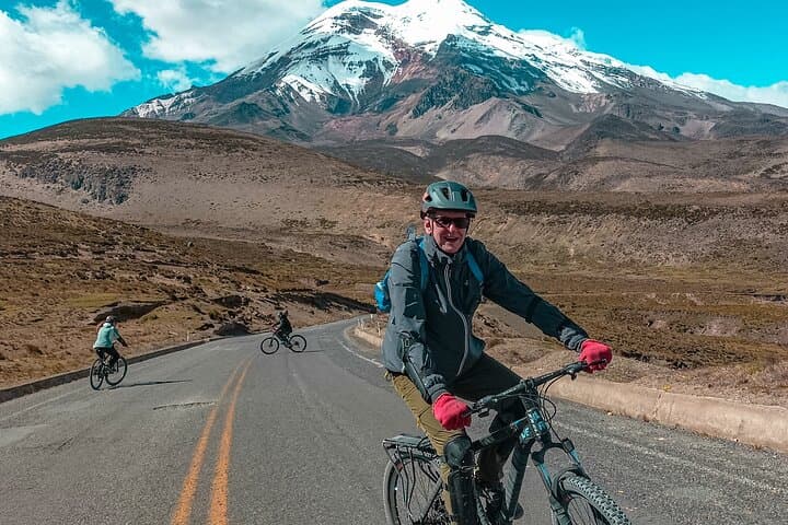 Cycling Chimborazo: High-Altitude Bike Descent from 4,800m photo 2