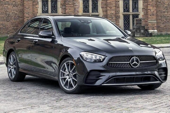 Smooth Private Transfer from Southampton Port to London by Business Car