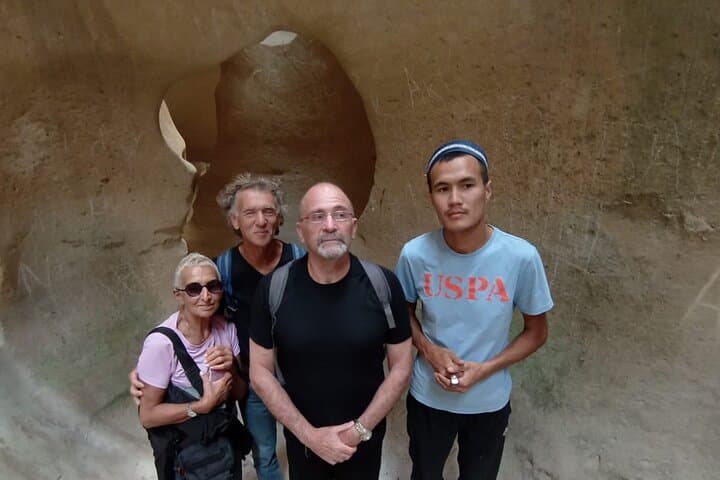 7-Day Mangystau Explorer: Bozjyra Canyons, Yurts & Salt Flats photo 6