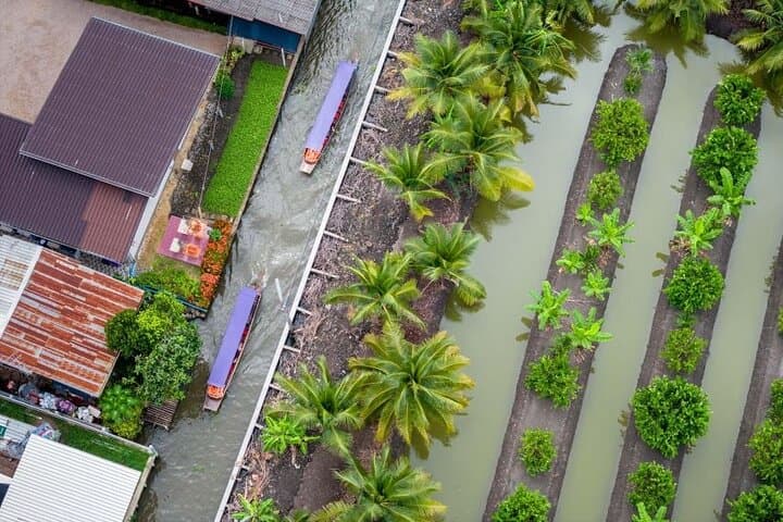 Bangkok Day Trip to Maeklong Railway Market and Damnoen Saduak Floating Market photo 6