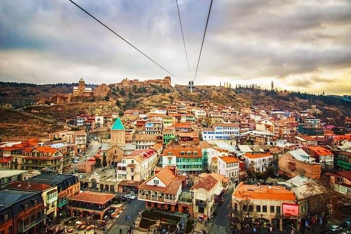 Old Tbilisi Walking Tour: Cable Car, Sulphur Baths & Wine Tasting photo 2