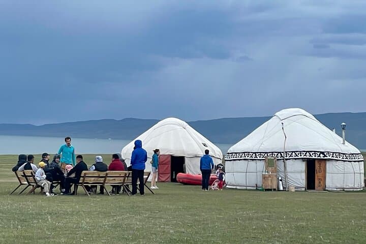 10-Day Kyrgyzstan Adventure: Nomads, Alpine Lakes & Ancient Silk Road Sites