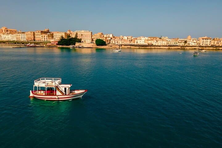 Private 3-Hour Ortigia Boat Tour with Sunset Aperitif