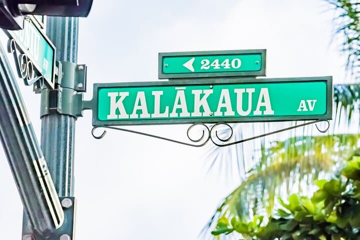 Waikiki Self-Guided Walking Audio Tour: Duke, Beaches & Local History photo 4