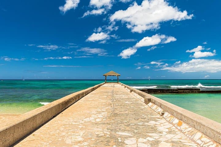 Waikiki Self-Guided Walking Audio Tour: Duke, Beaches & Local History photo 5