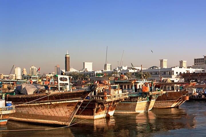 Self-Guided Deira Walking Tour: Dubai Creek, Spice Souk & Gold Souk
