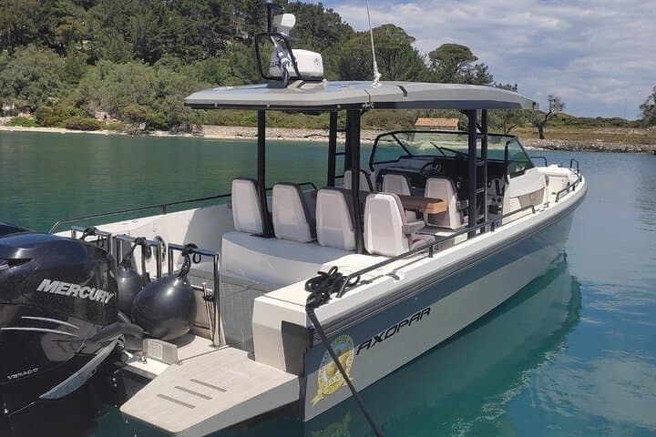 Mallorca Private Half-Day Speed Boat Cruise: Hidden Coves & Snorkel Stops photo 3