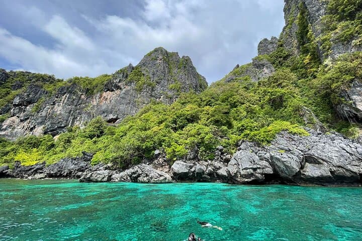 Palawan Highlights 4-Day Getaway: Underground River to El Nido Island Hopping photo 4