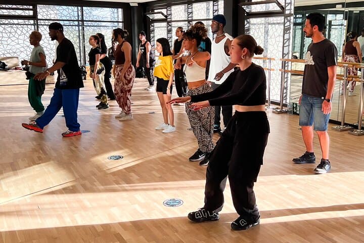 Private 1-Hour Fitness Session on Marrakech's Pedestrian Avenue photo 5