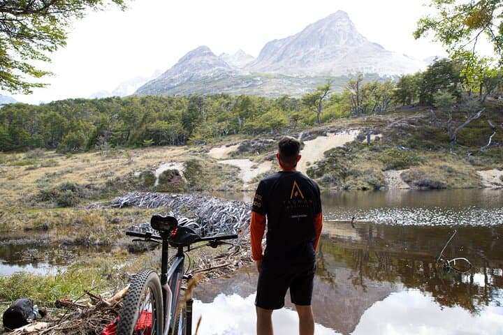 E-Bike Journey to Beban Waterfall and Glacier — Ushuaia Assisted Bike Tour photo 4