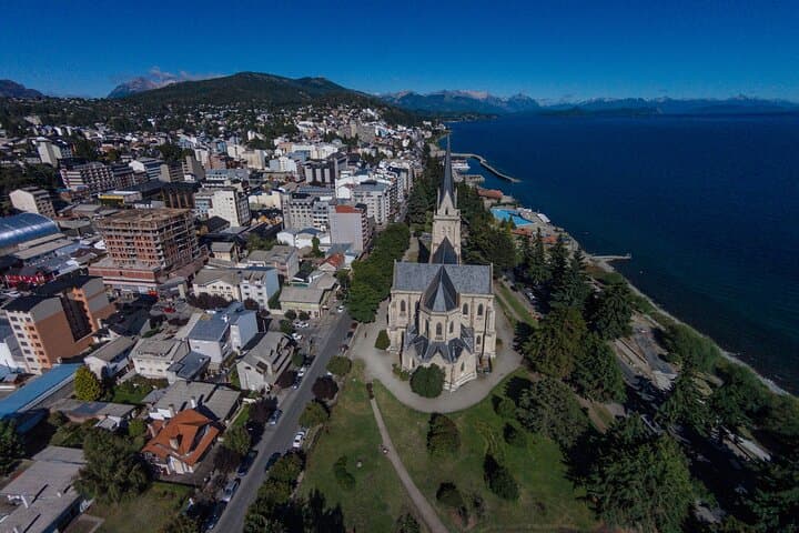 Bariloche Private Tour: Civic Center, Neighborhoods & Los Balcones Panorámicos photo 2
