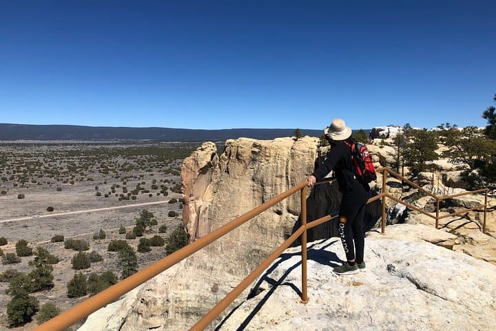 El Morro Hike and Zuni Jewelry Tour: Inscription Rock, Oasis Pools & Trading Post Shopping photo 6