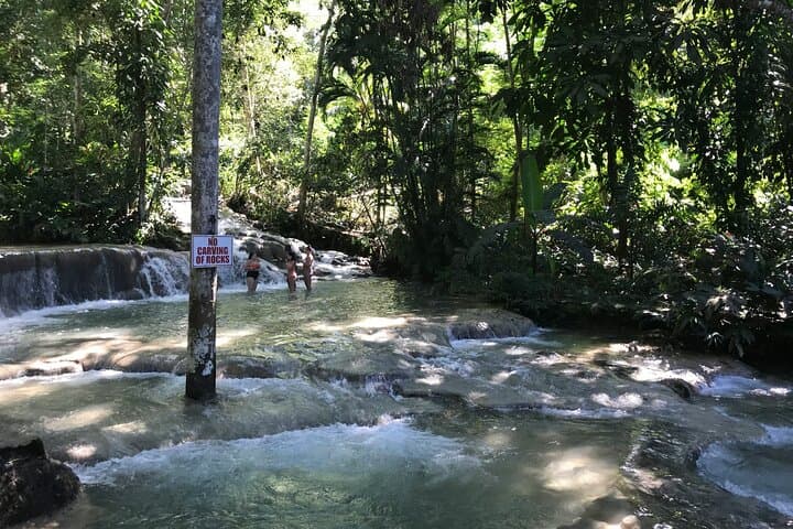Climb Dunn's River Falls: Jamaican Escapade at Ocho Rios photo 2