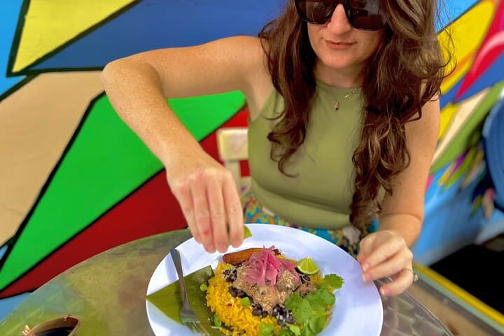 Hemingway Experience Key West: Historic Walking & Food Tour of Old Town photo 4