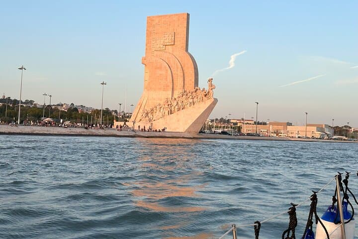 Private Sunset Sailing Tour in Lisbon — Tagus River Cruise from Doca de Alcântara photo 3