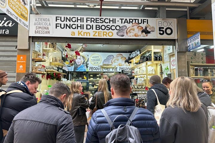 Roman Food Scavenger Hunt: Taste Rome’s Street Food and Learn Pasta-Making photo 6